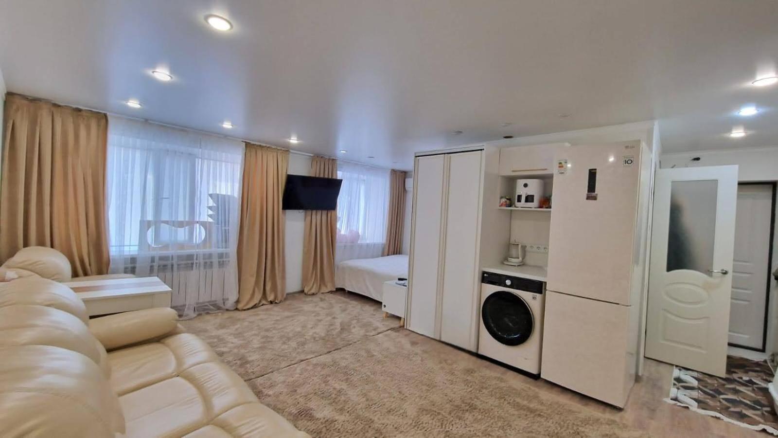 Luxury On Gogol Apartman Karagandi Kültér fotó